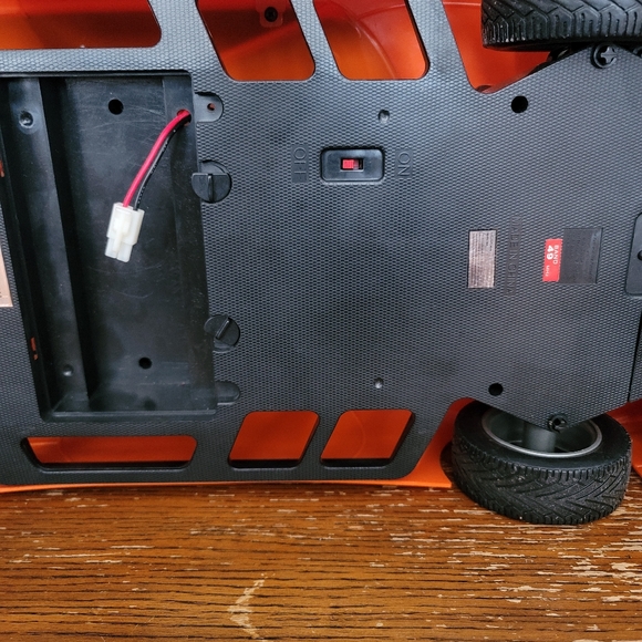 1:6 Scale The Fast And The Furious RC Cars - Picture 16 of 16